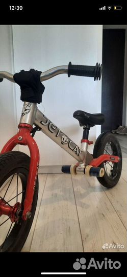 Беговел jetcat