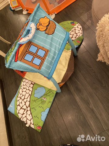Детский развивающий коврик-дом