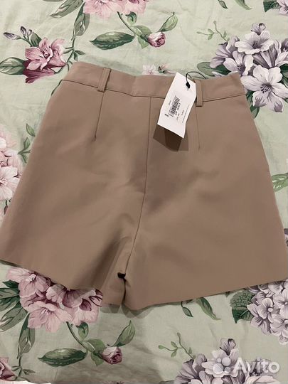 Шорты женские