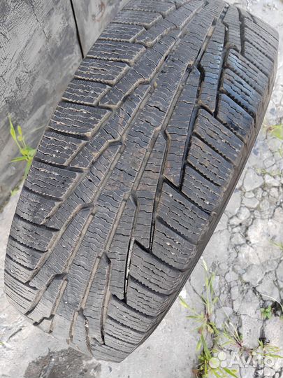 Nordman RS2 215/60 R17