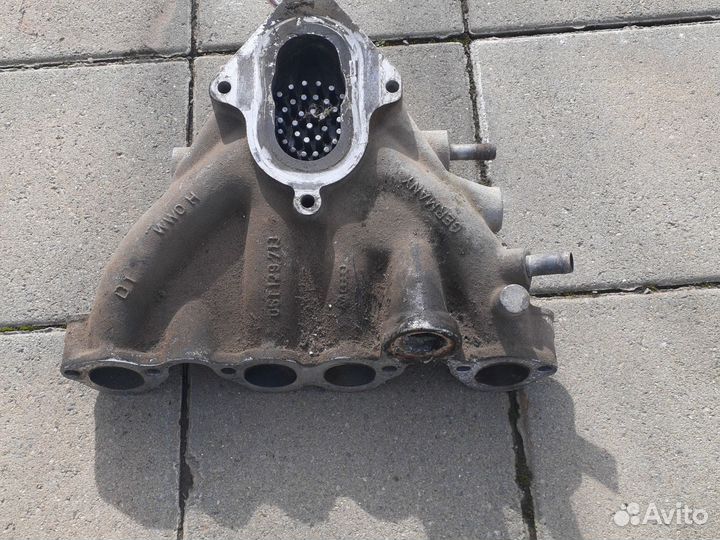 Впускной коллектор