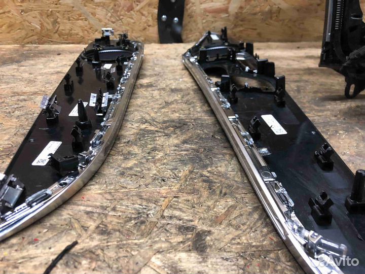 Консоль салона (кулисная часть) Mercedes GLC(X253)