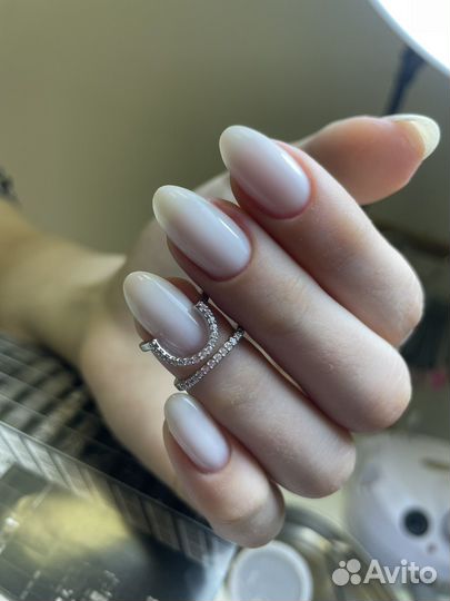 Маникюр, Педикюр