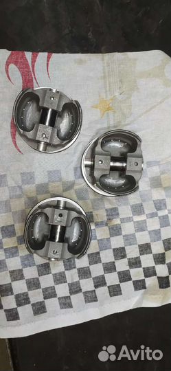 Продам поршни кованые три штуки