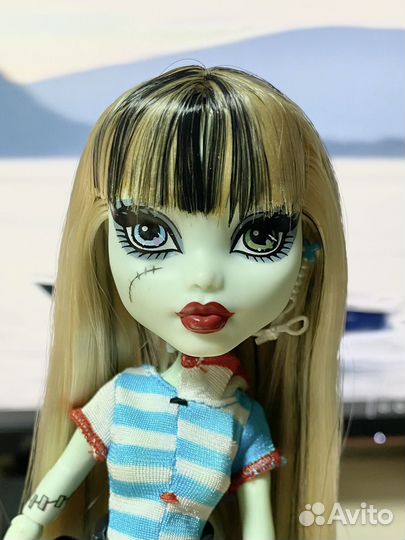 Кукла монстер хай monster high