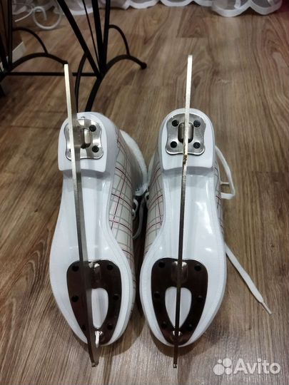 Коньки reebok 39