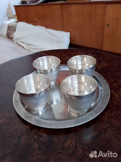 Серебряные стопки