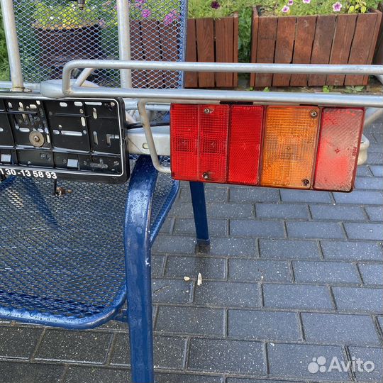 Подставка для трех велосипедов