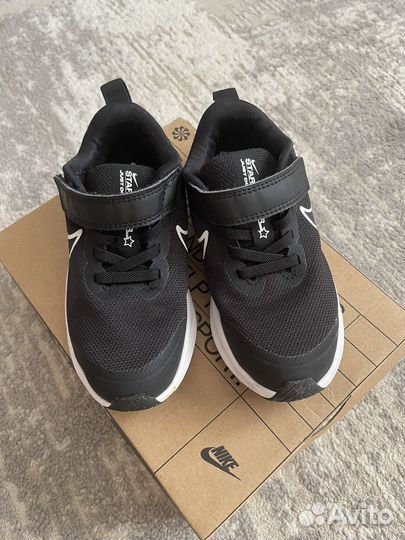 Кроссовки nike детские 27,5