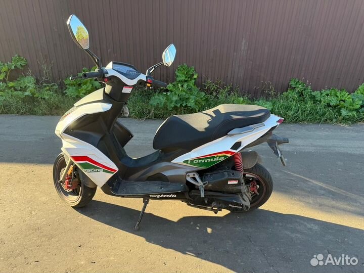 Скутер 125