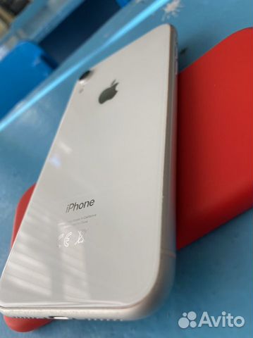 iPhone xr 128