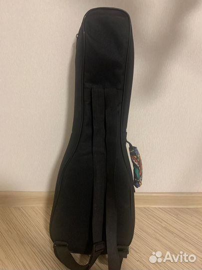 Укулеле с чехлом