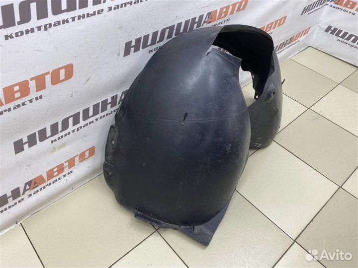 Подкрылок передний левый Volkswagen Golf 6 хэтчбек