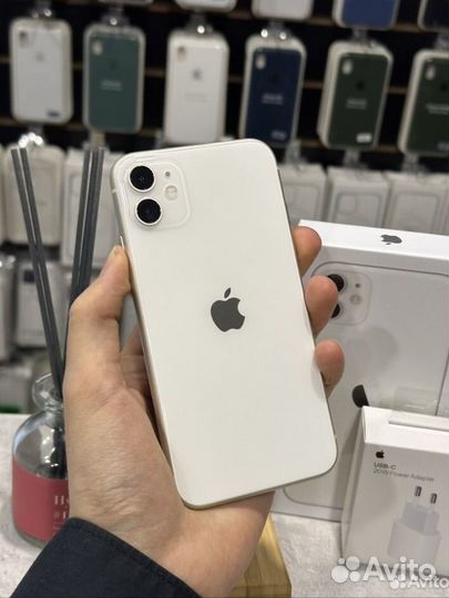 iPhone 11, 128 ГБ
