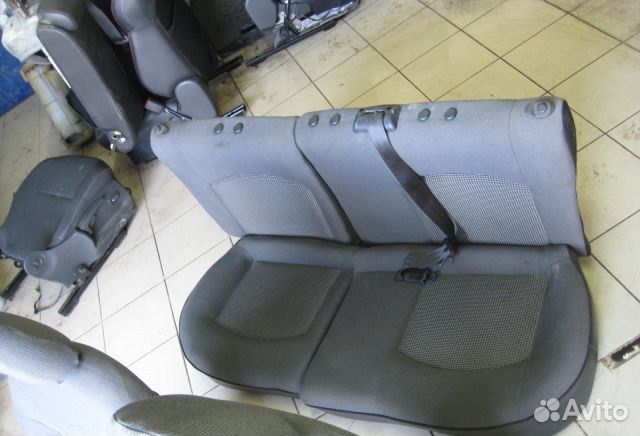 Сиденья задние для Пежо 206 седан