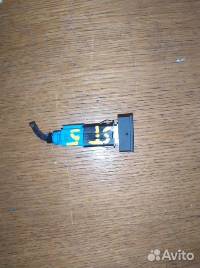 Кнопка VW Passat CC