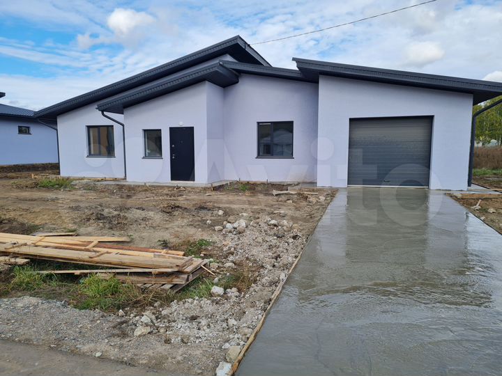 Дом 170 м² на участке 8,3 сот.