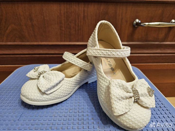 Туфли нарядные р-р 22