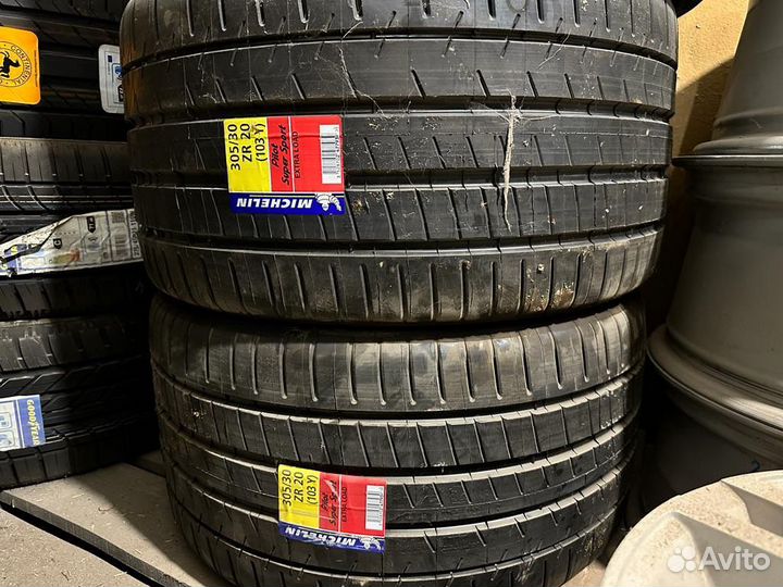 Michelin Pilot Super Sport 245/35 R20 и 305/30 R20 94Y