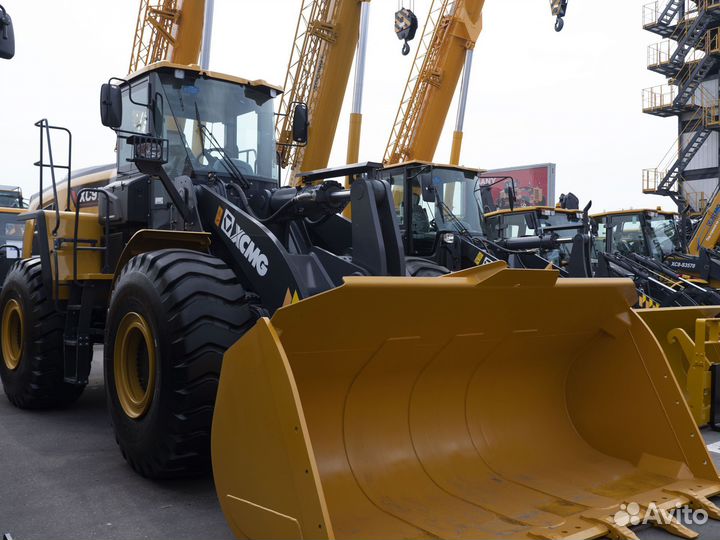 Фронтальный погрузчик XCMG XC978, 2023