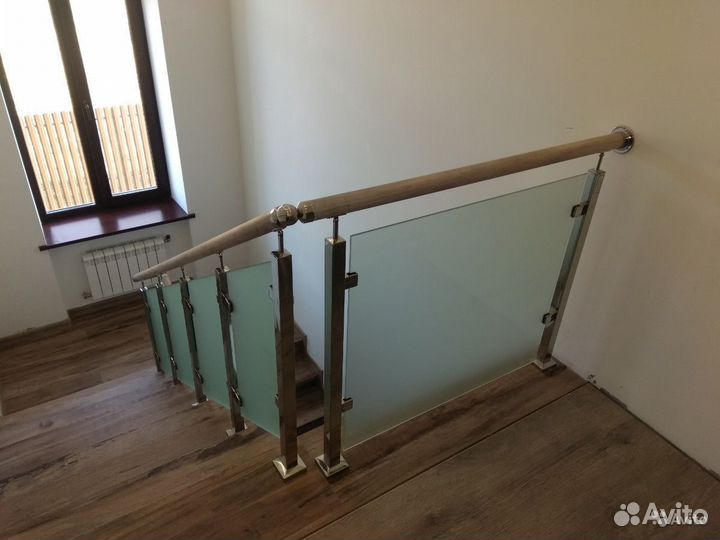 Стеклянные перила
