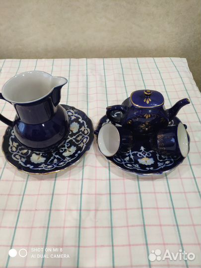 Чайные чашки,кувшин,заварочный чайник