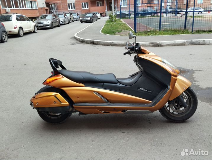 Продам космолет Suzuki Gemma 250