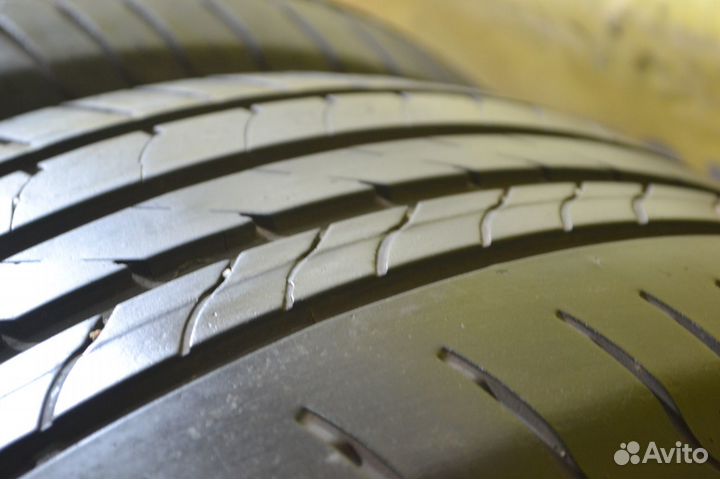 Goodyear EfficientGrip 235/50 R17