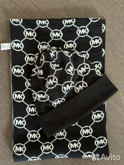 Комплект шапка и шарф Michael Kors