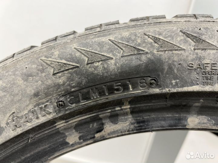 Bridgestone Blizzak LM-25 245/45 R18