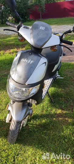 Продам скутер Stels skif