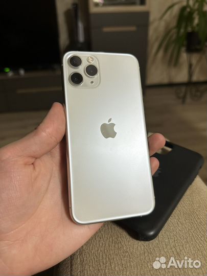 iPhone 11 Pro, 64 ГБ