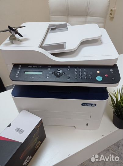 Шикарный мфу принтер лазерный Xerox 3225