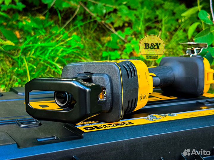 Сабельная пила DeWalt DCS369 20B