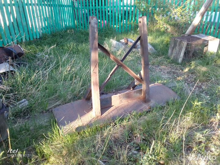 Отвал передний