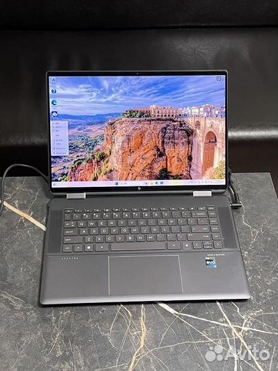 HP Spectre 16 X360 4k i7-1260 Трансформер