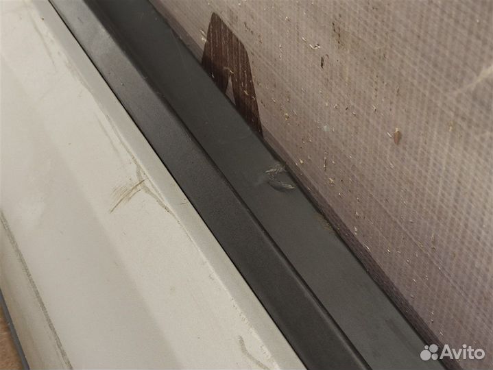 Накладка порога кузова - наружная облицовка левая