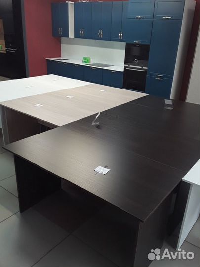 Стол письменный