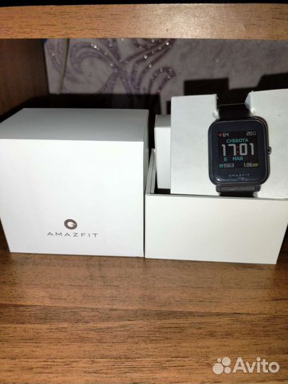 Смарт часы Amazfit bip watch