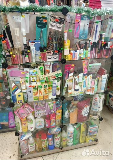 Шкаф витрина бу