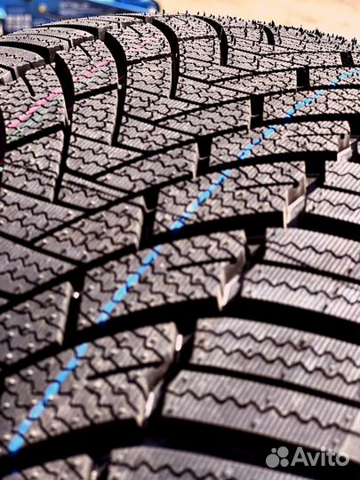 iLink SnowGripper I 255/35 R20 114U