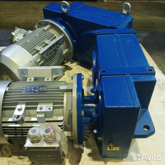 Редукторы червячные MRV. Мотор-редукторы DRV