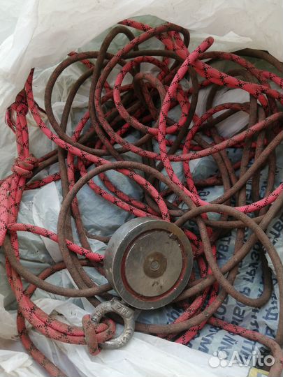 Поисковый магнит 