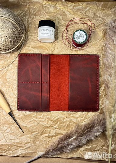 Обложка на паспорт кожаная