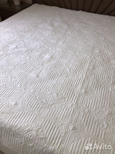 Покрывало на 2 х спальную кровать