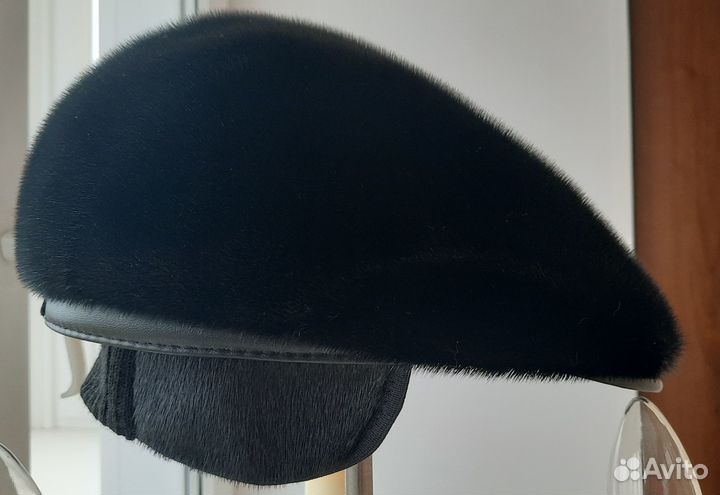 Зимняя кепка реглан меховая с ушками