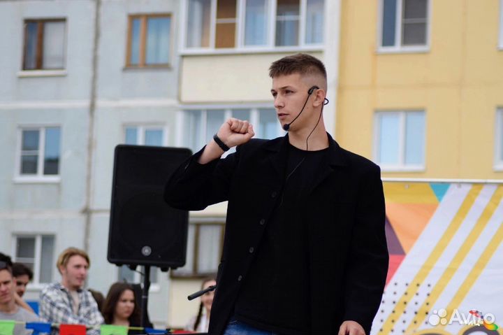 Фокусник-иллюзионист