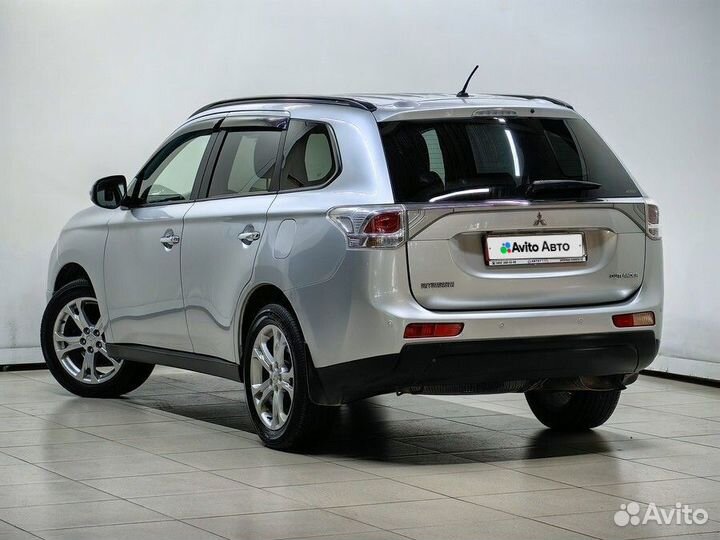 Mitsubishi Outlander 2.4 CVT, 2013, 213 000 км