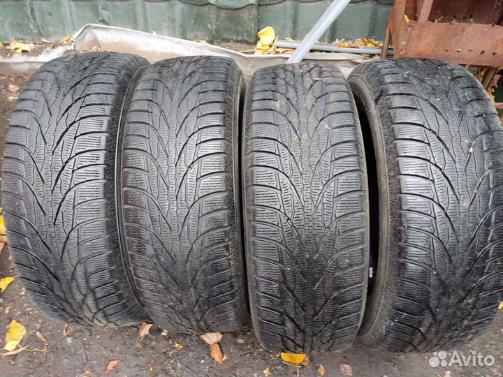 Kumho WinterCraft SUV Ice WS51 235/65 R17 108T