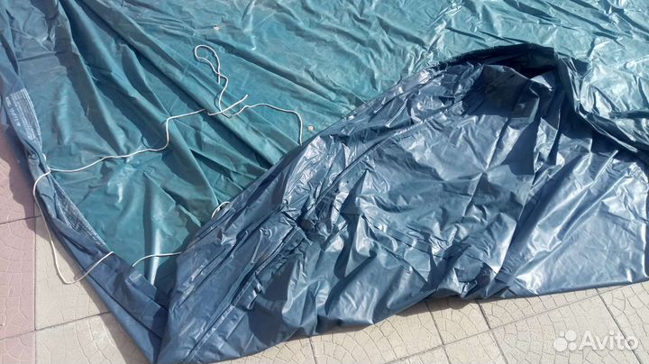 Тент с бассейна